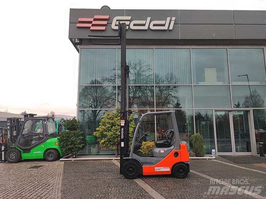 Toyota 02-8FDF15 Dizel forkliftler