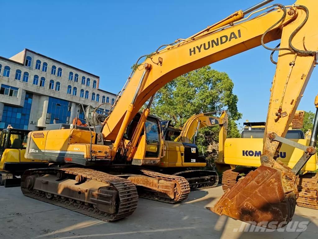 Hyundai R300LC-9S Paletli ekskavatörler