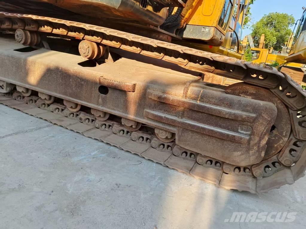 Hyundai R300LC-9S Paletli ekskavatörler