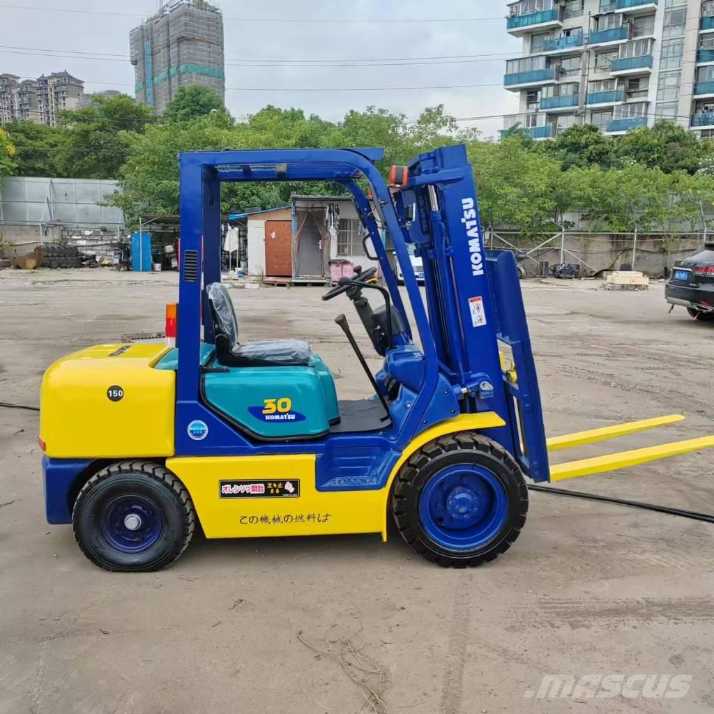 Komatsu FD 30 T-17 Dizel forkliftler