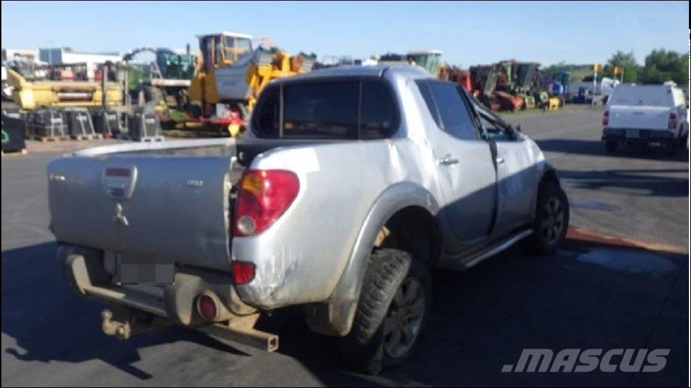 Mitsubishi L 200 3 Pikaplar