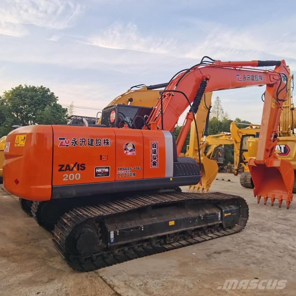 Hitachi ZX 200 Paletli ekskavatörler