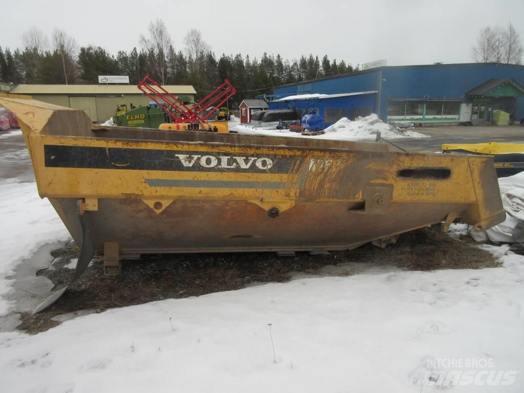 Volvo A 25   Lava Diger römorklar