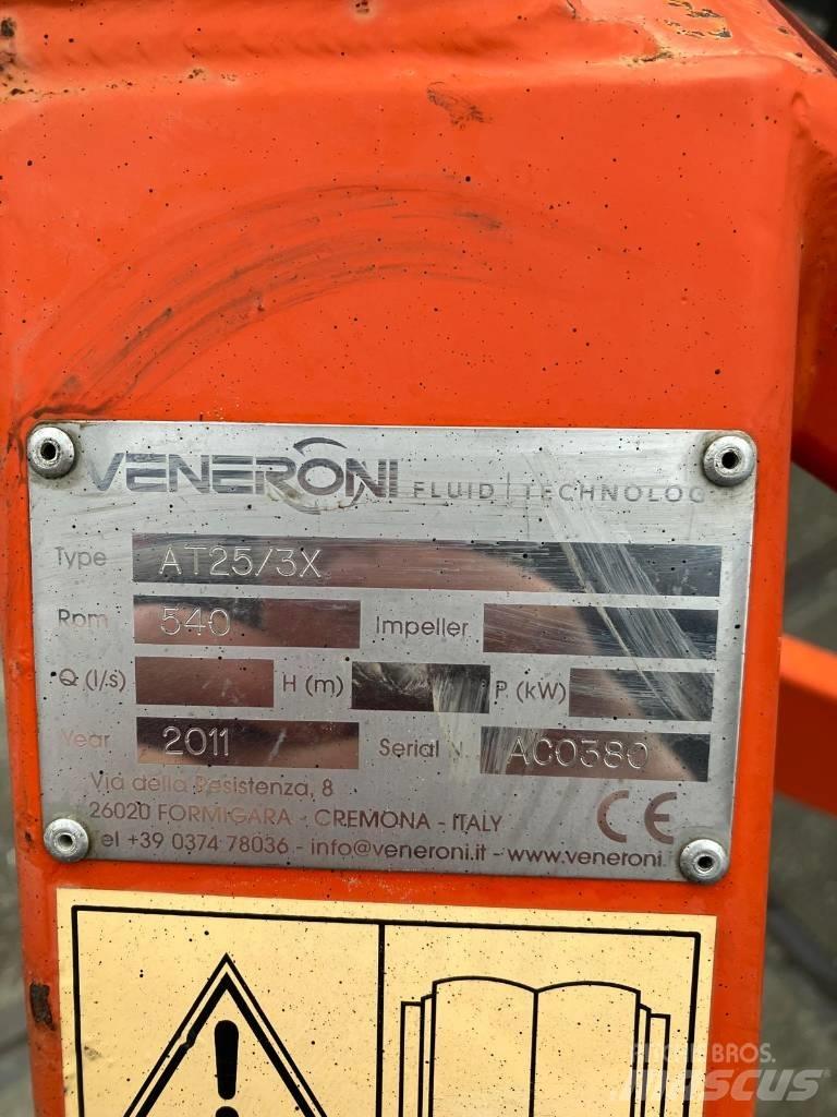 Veneroni AT25/3X Sulama pompaları