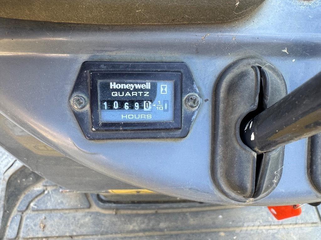 Yanmar SV08 (1C631) Mini ekskavatörler, 7 tona dek