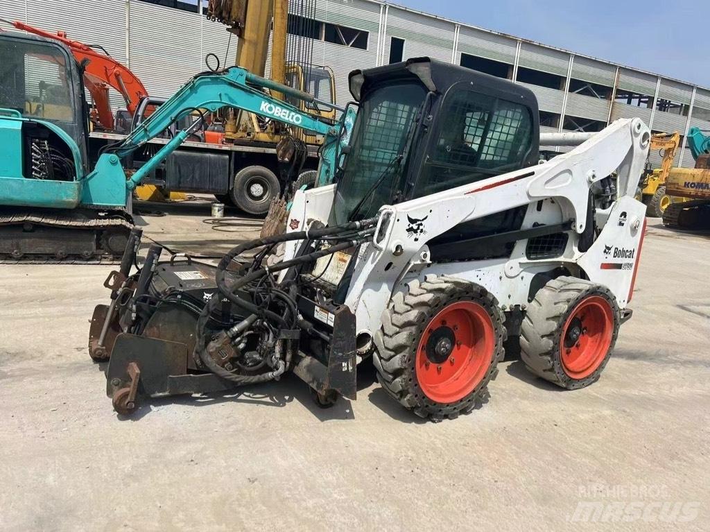 Bobcat S 750 Skid steer loderler
