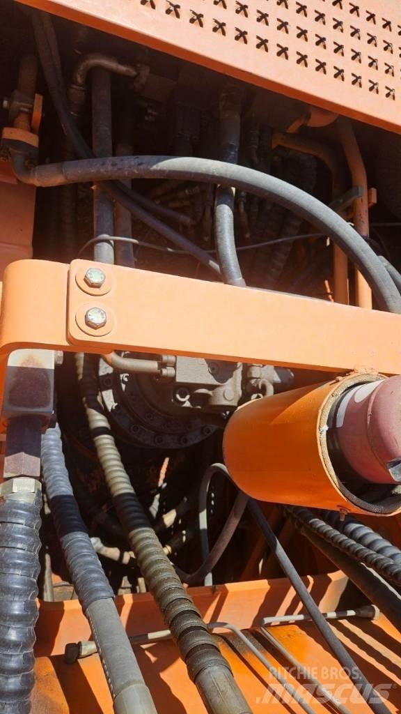 Doosan DX 300 LC Paletli ekskavatörler