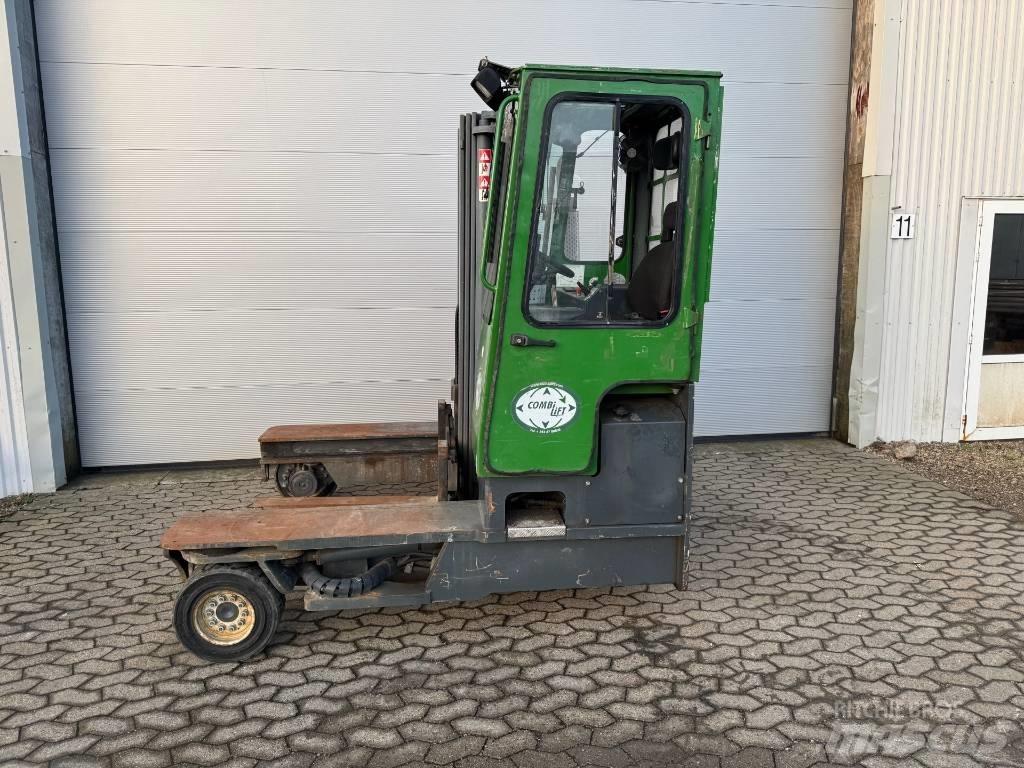 Combilift C 4000 4 yönlü reach truck