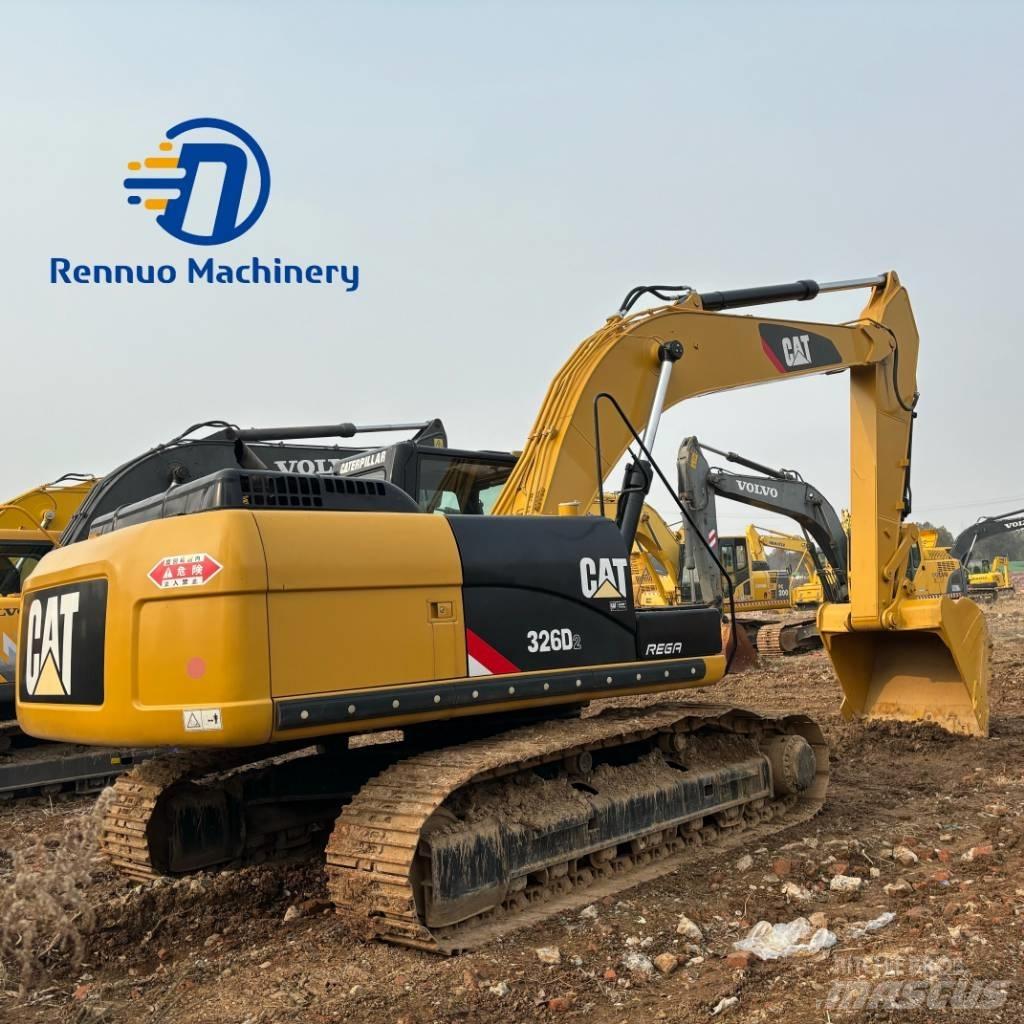 CAT 326D2 Paletli ekskavatörler