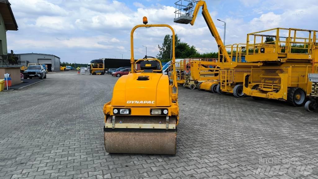 Dynapac CC 1200 Çift tamburlu silindirler