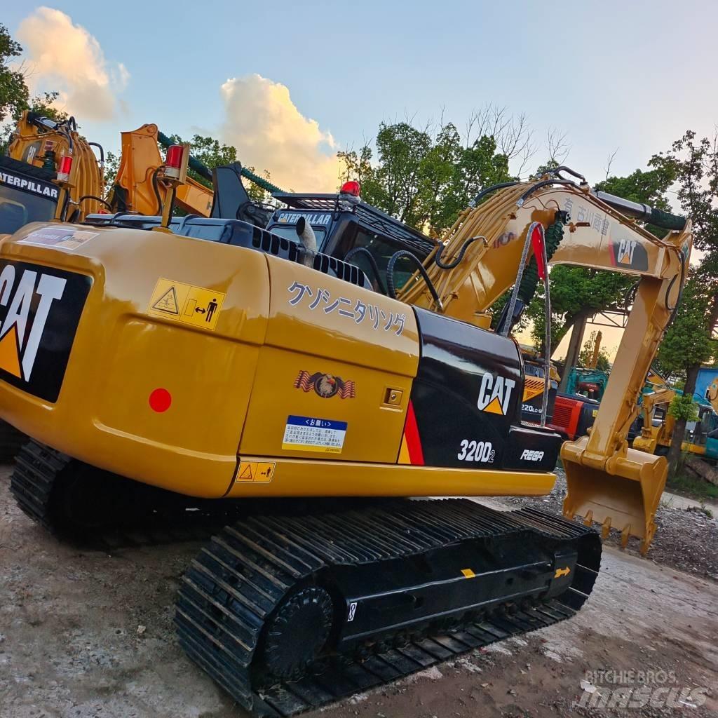 CAT 320 D Paletli ekskavatörler