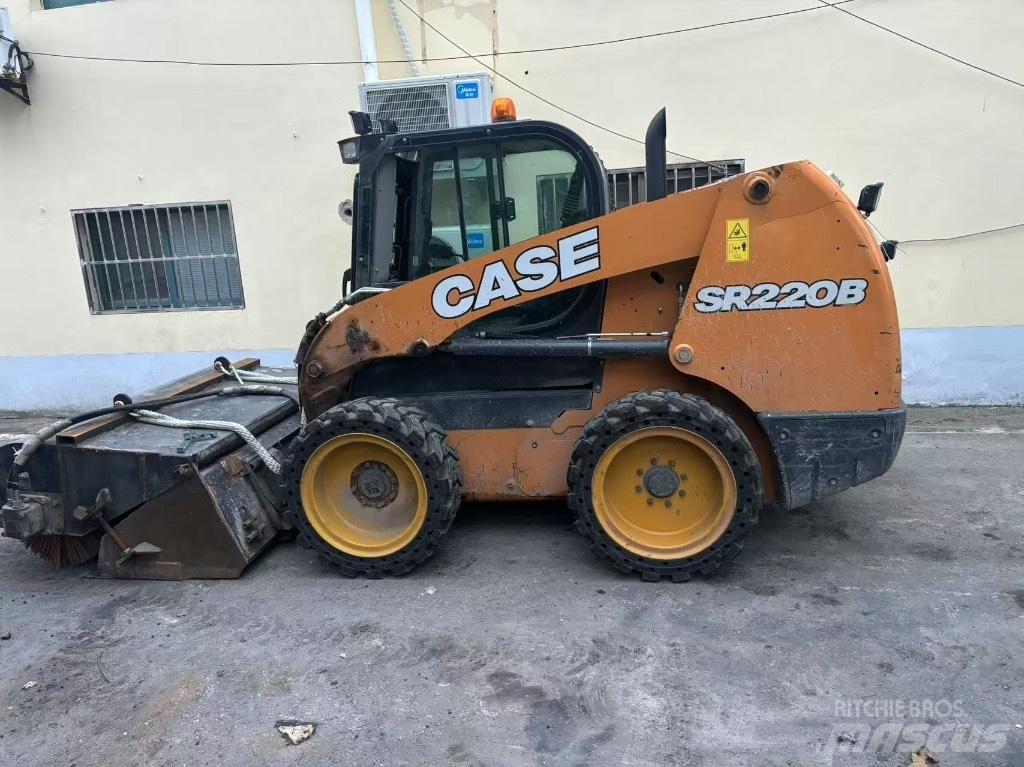 CASE SR 220B Skid steer loderler