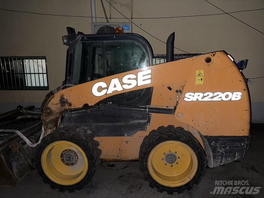 CASE SR 220B Skid steer loderler