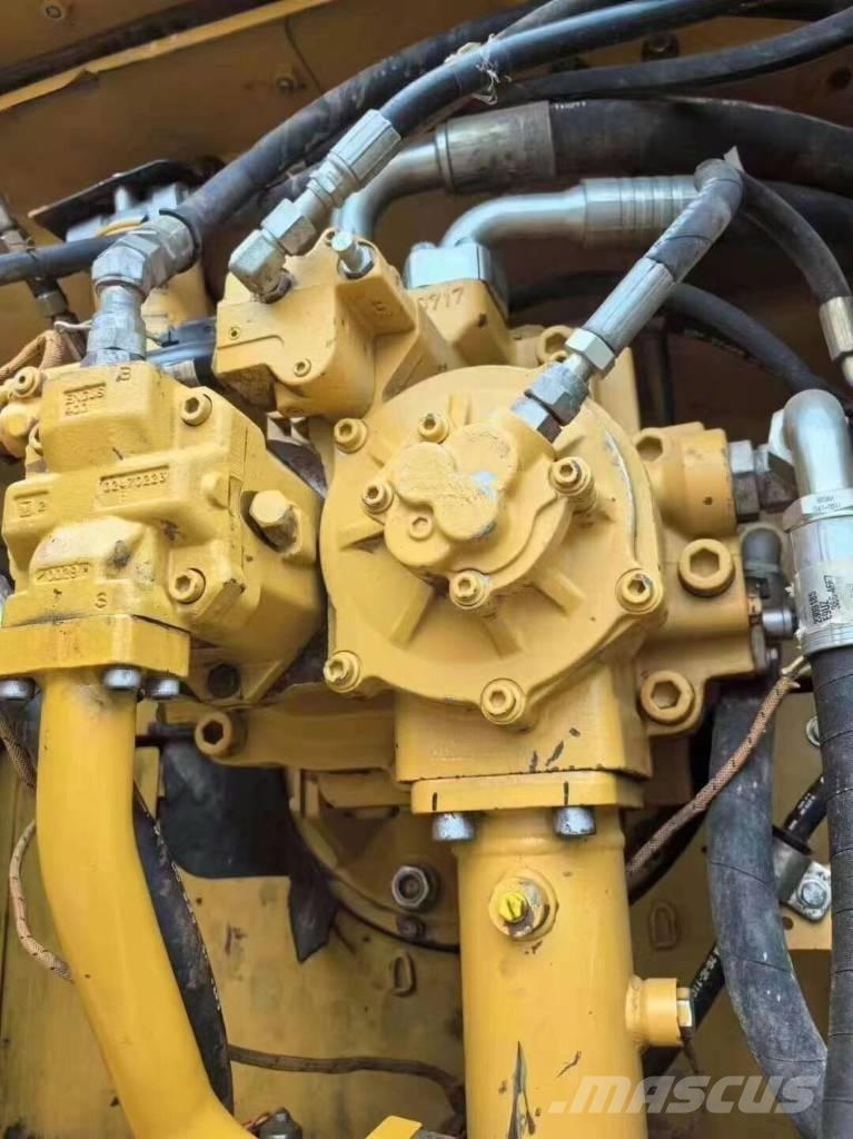 CAT 349 D L Paletli ekskavatörler