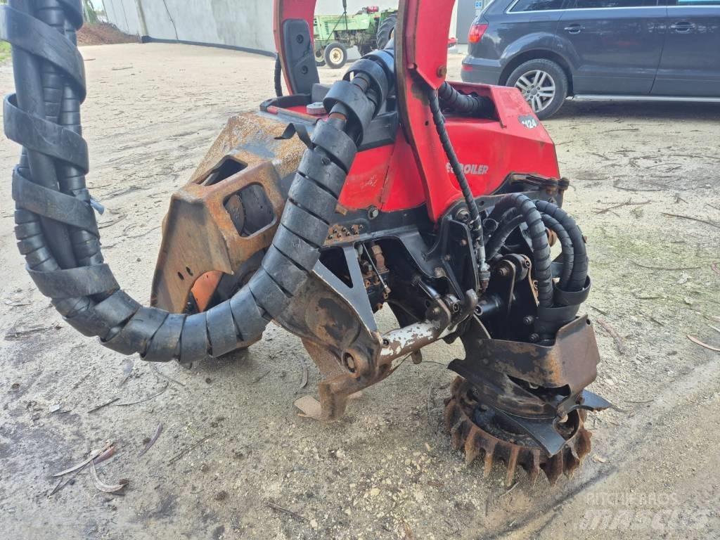 Komatsu C 124 Agaç kesme robotlari