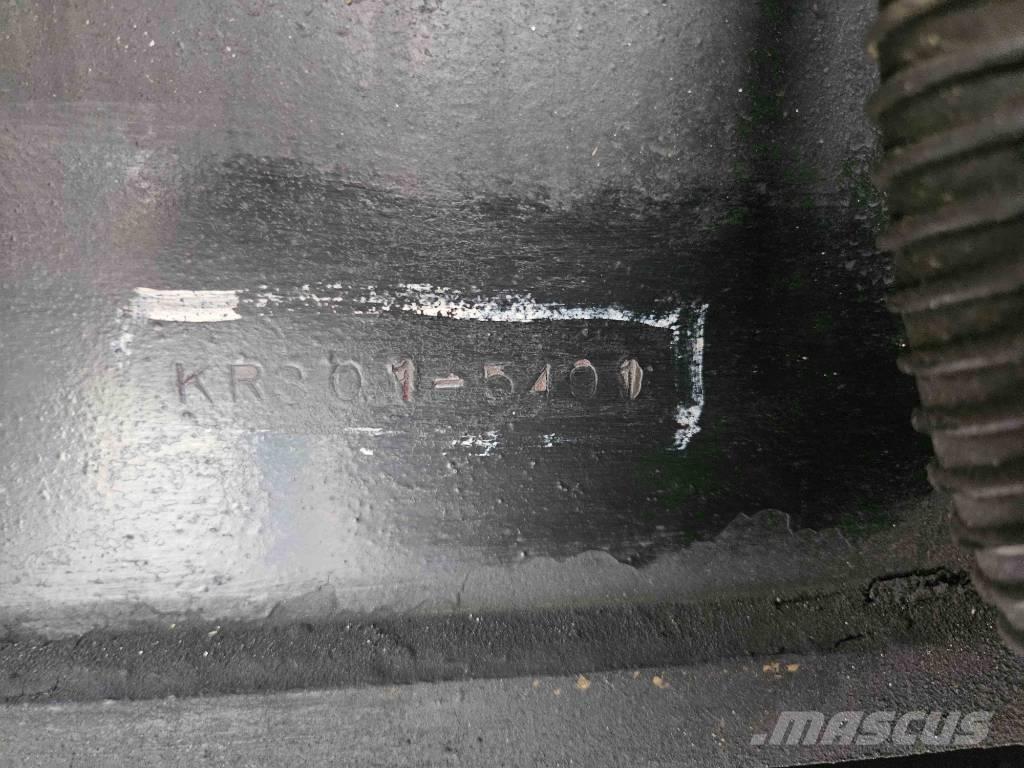 Kato KR 350-3 Arazi Tipi Vinçler (RT)