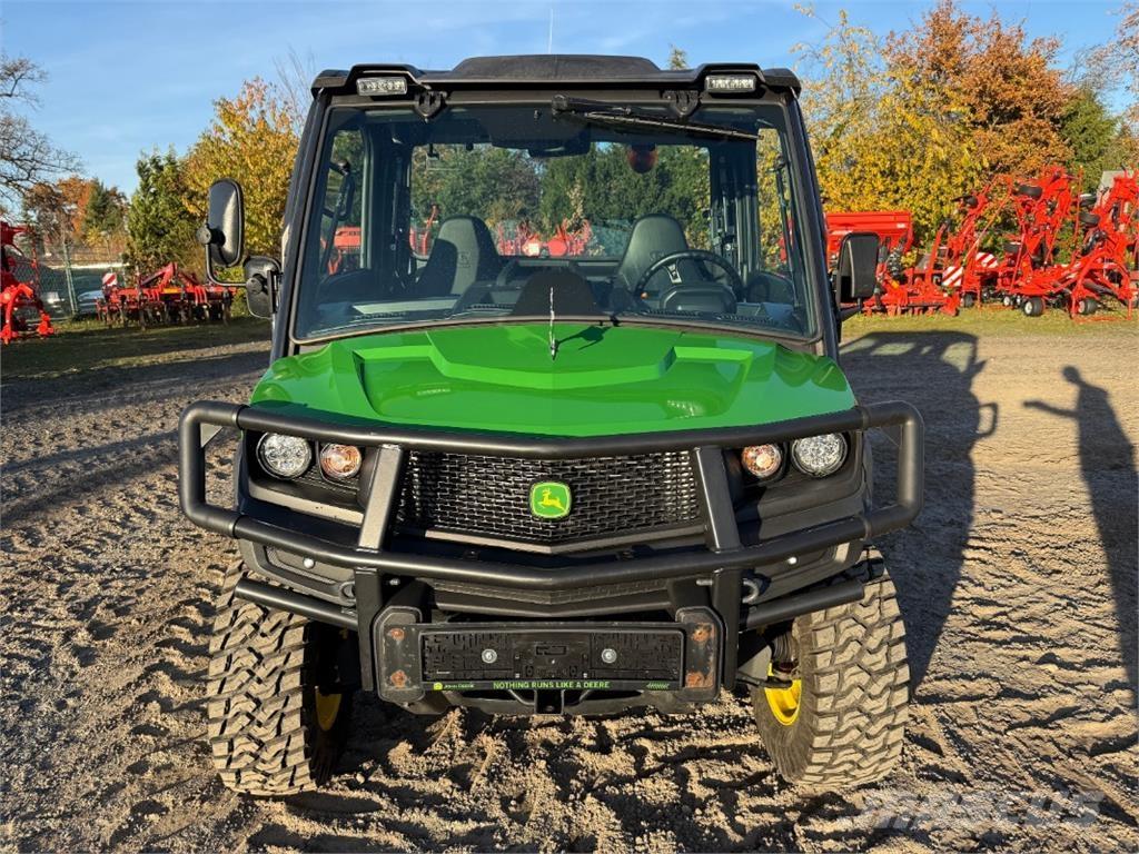 John Deere 835M Diger tarim makinalari