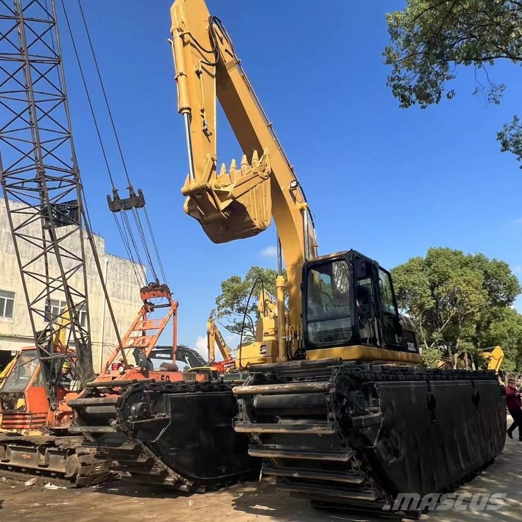 CAT 320 C Amfibi Ekskavatörler