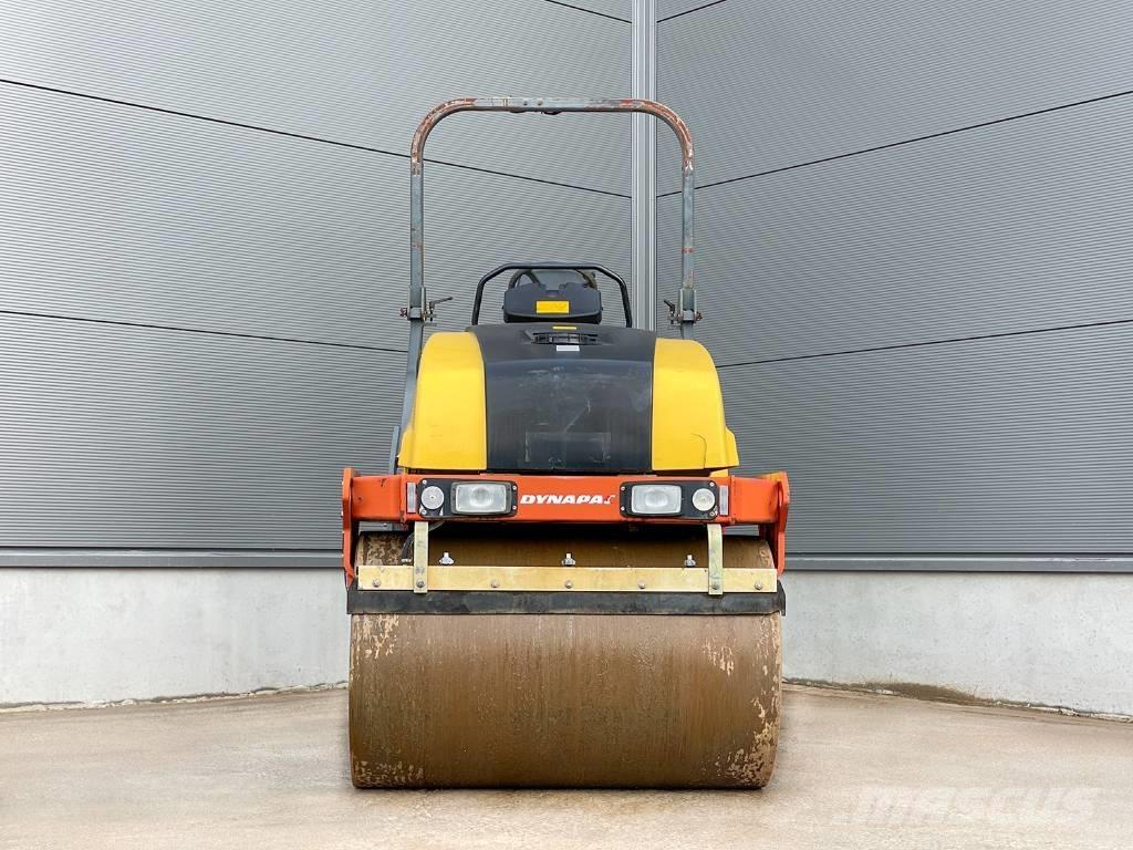 Dynapac CC1300C Kombine silindirler