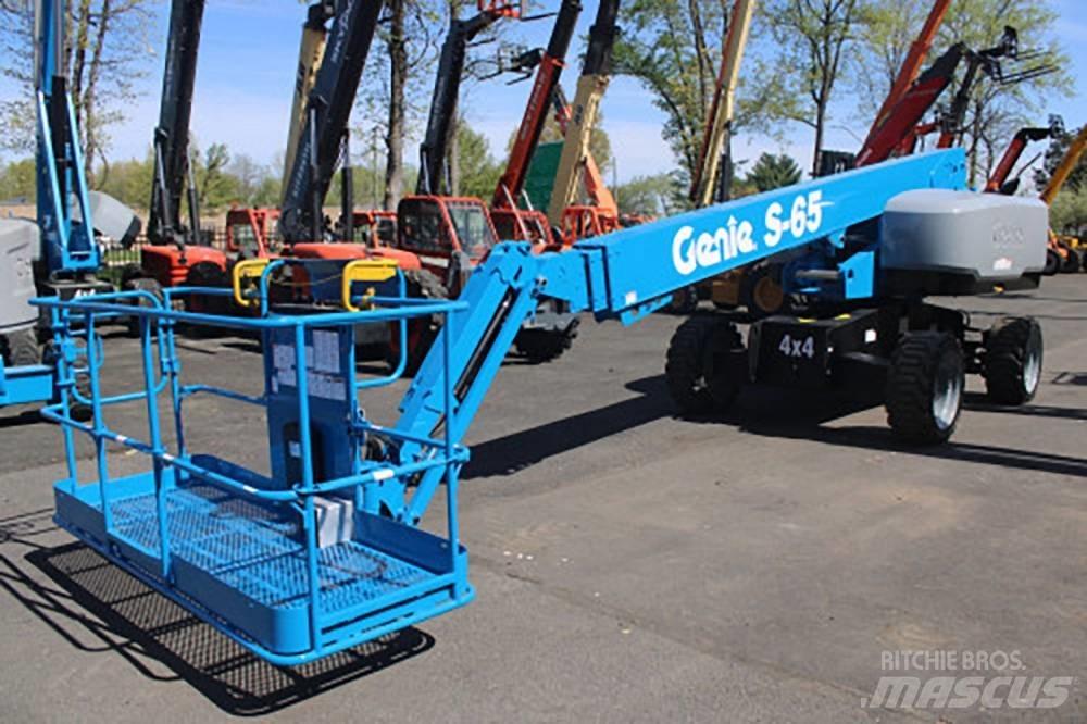 Genie S 65 Teleskopik personel platformları
