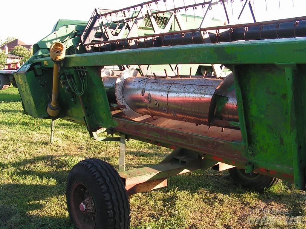 John Deere 2054 Biçerdöverler