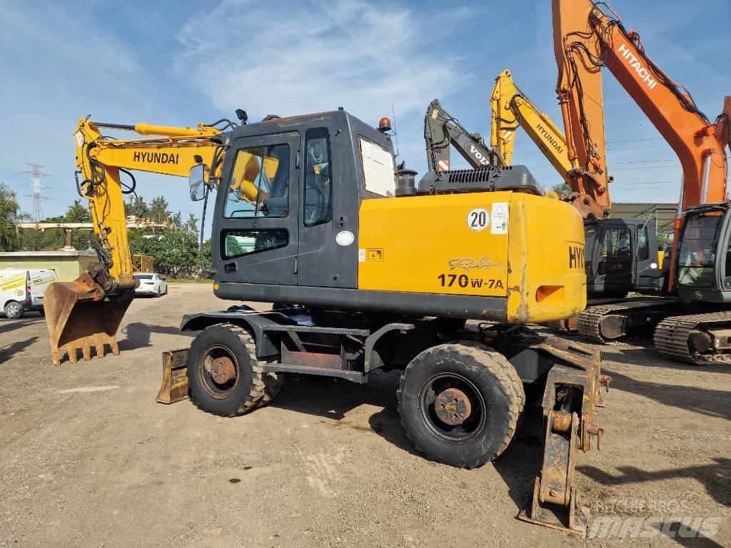 Hyundai R 170 W Lastik tekerli ekskavatörler