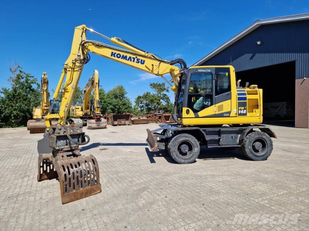 Komatsu PW 148-11 Lastik tekerli ekskavatörler