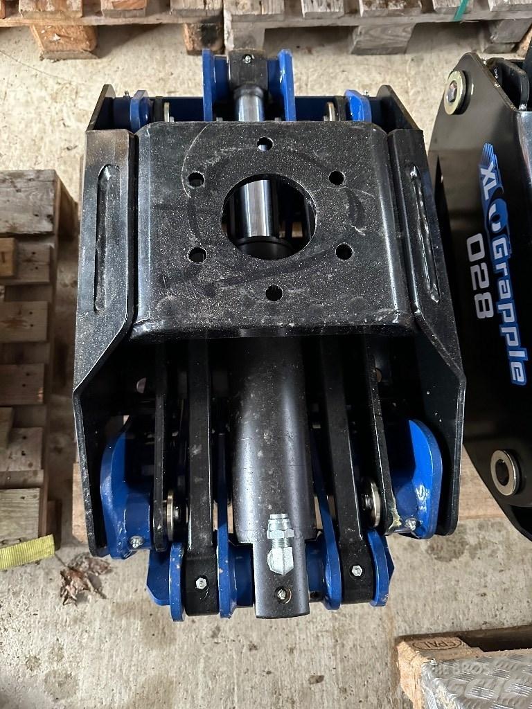  XL Grapple 028 Polipler