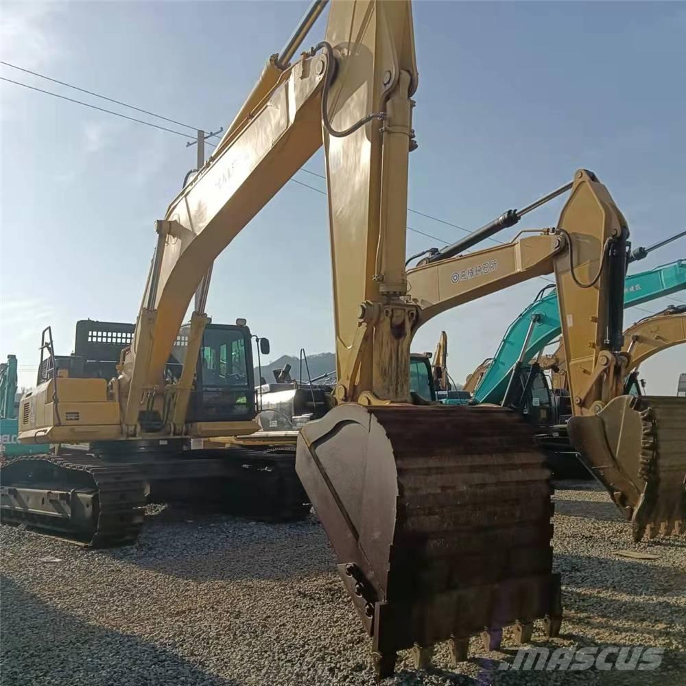 Komatsu PC450-8 Paletli ekskavatörler