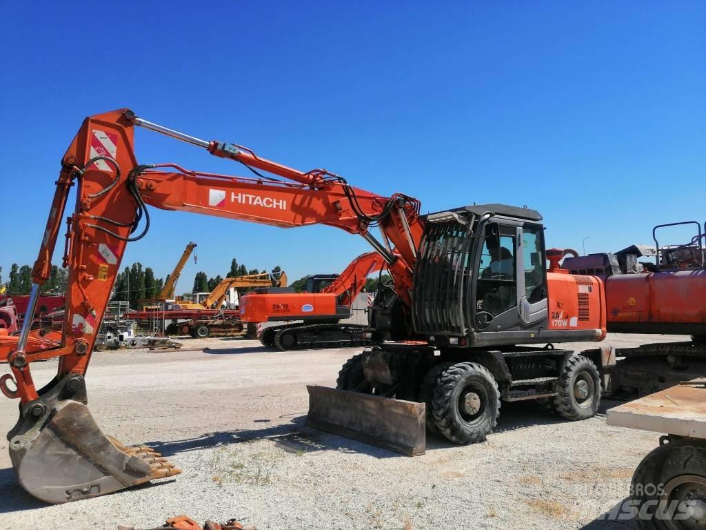 Hitachi ZX 170 W-3 Lastik tekerli ekskavatörler
