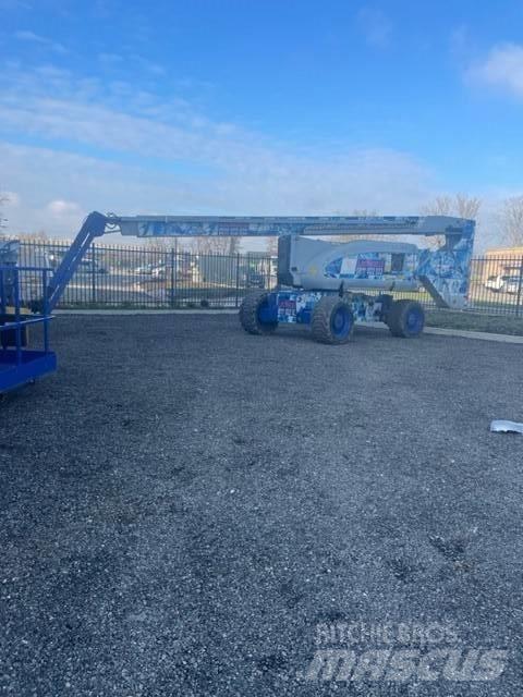 JLG 800 AJ Teleskopik personel platformları