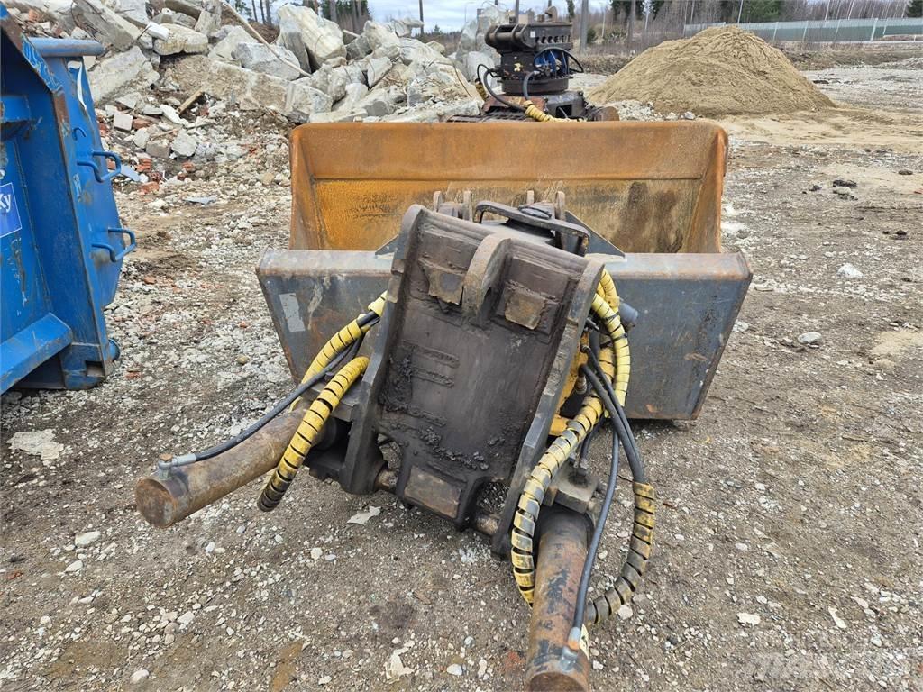 CAT 320D LRR Paletli ekskavatörler