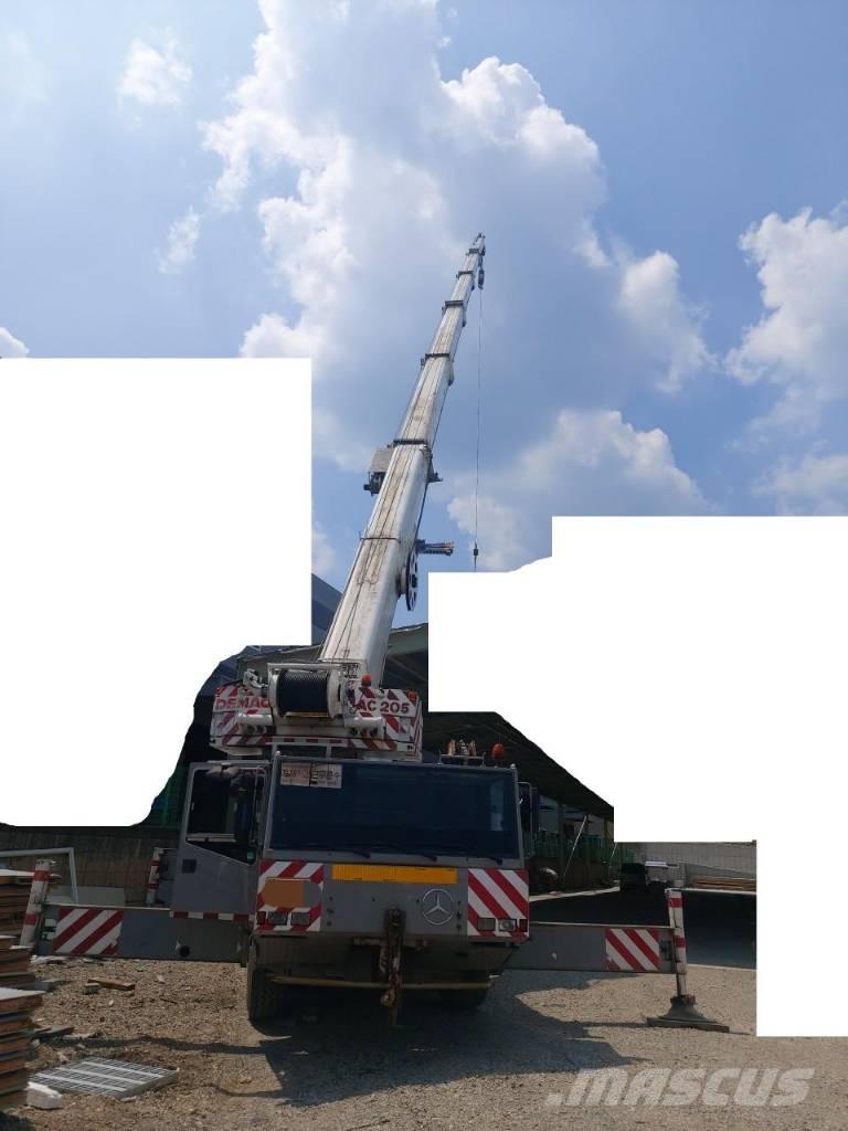 Demag AC 205 Yol-Arazi Tipi Vinçler (AT)