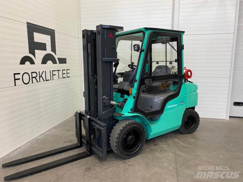 Mitsubishi FG30N LPG'li forkliftler