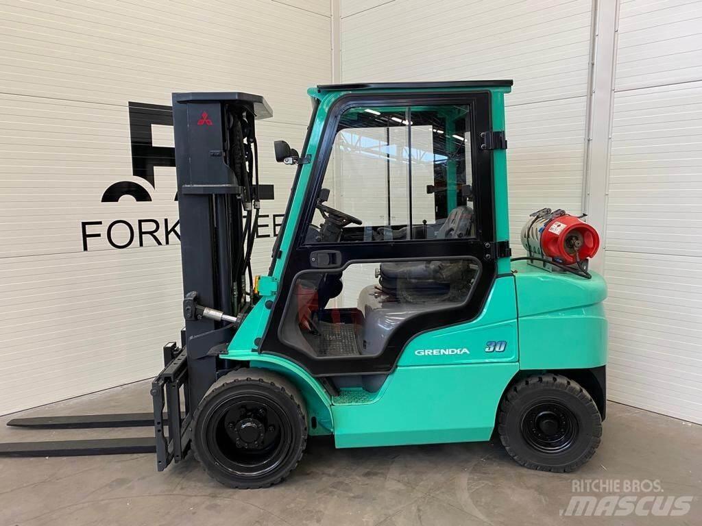 Mitsubishi FG30N LPG'li forkliftler