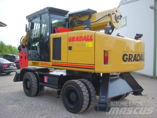 Gradall XL 4300 Lastik tekerli ekskavatörler
