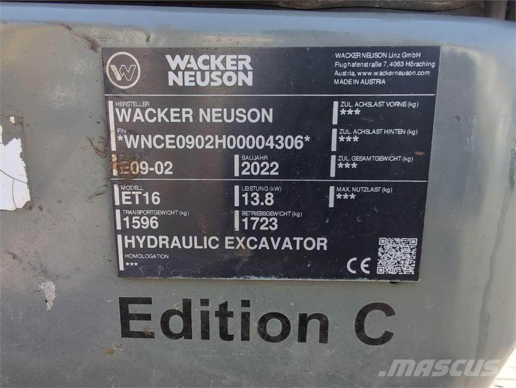 Wacker Neuson ET16 Paletli ekskavatörler
