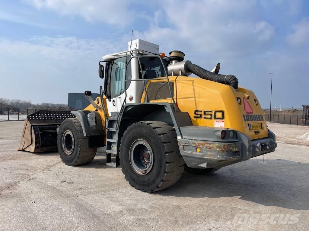 Liebherr 550 CDC + BSS Tekerlekli yükleyiciler
