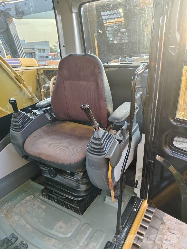 CAT 320 D Paletli ekskavatörler