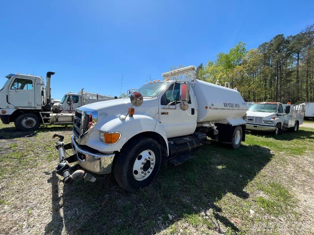 Ford F 750 XL SD Su tankerleri