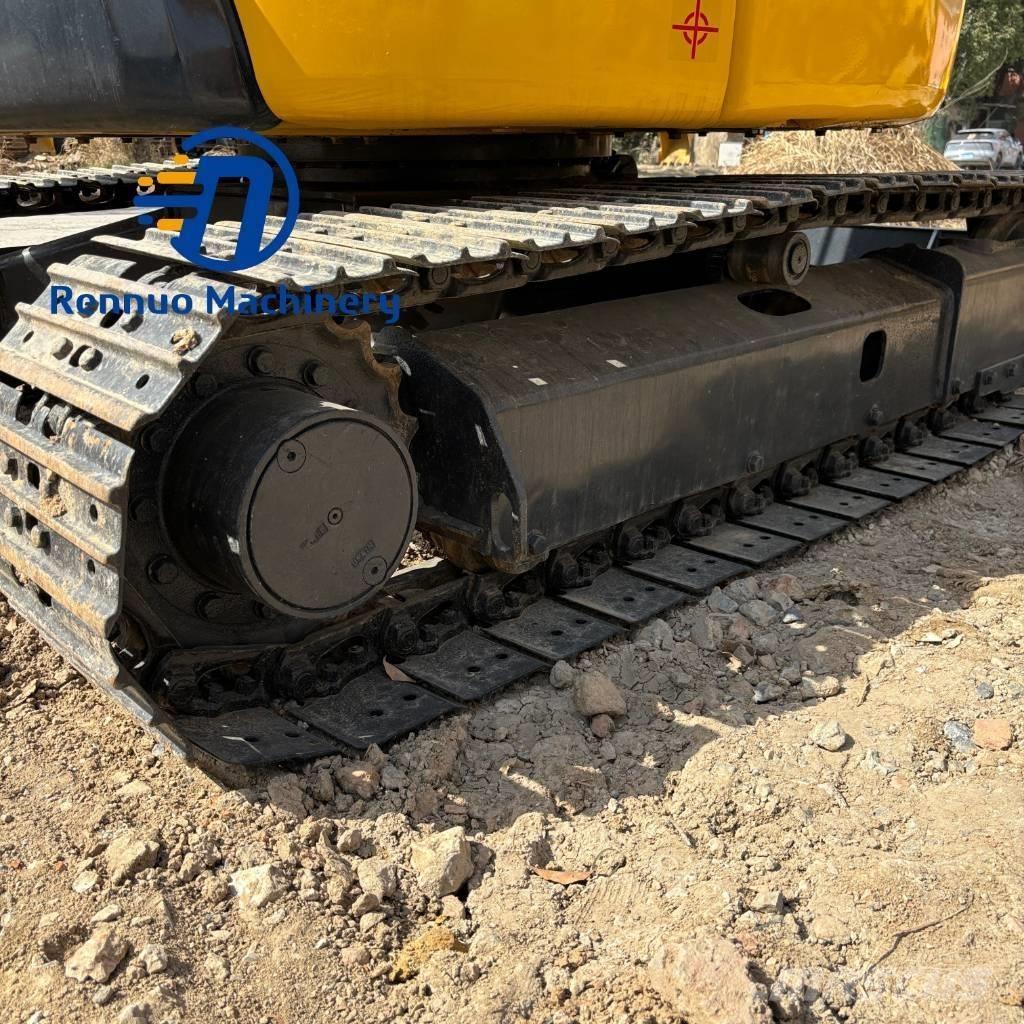 Komatsu PC 40MR Mini ekskavatörler, 7 tona dek