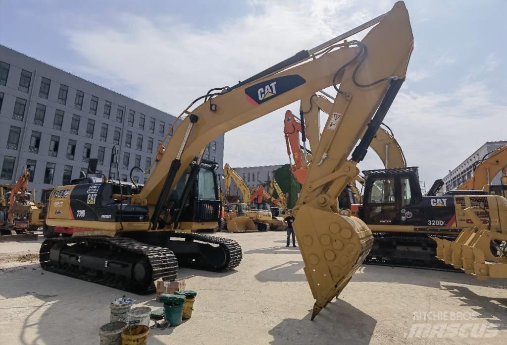 CAT 330 D Paletli ekskavatörler