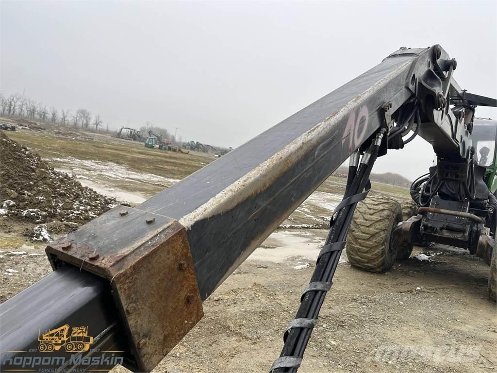 John Deere CH811 Hasat vinçleri