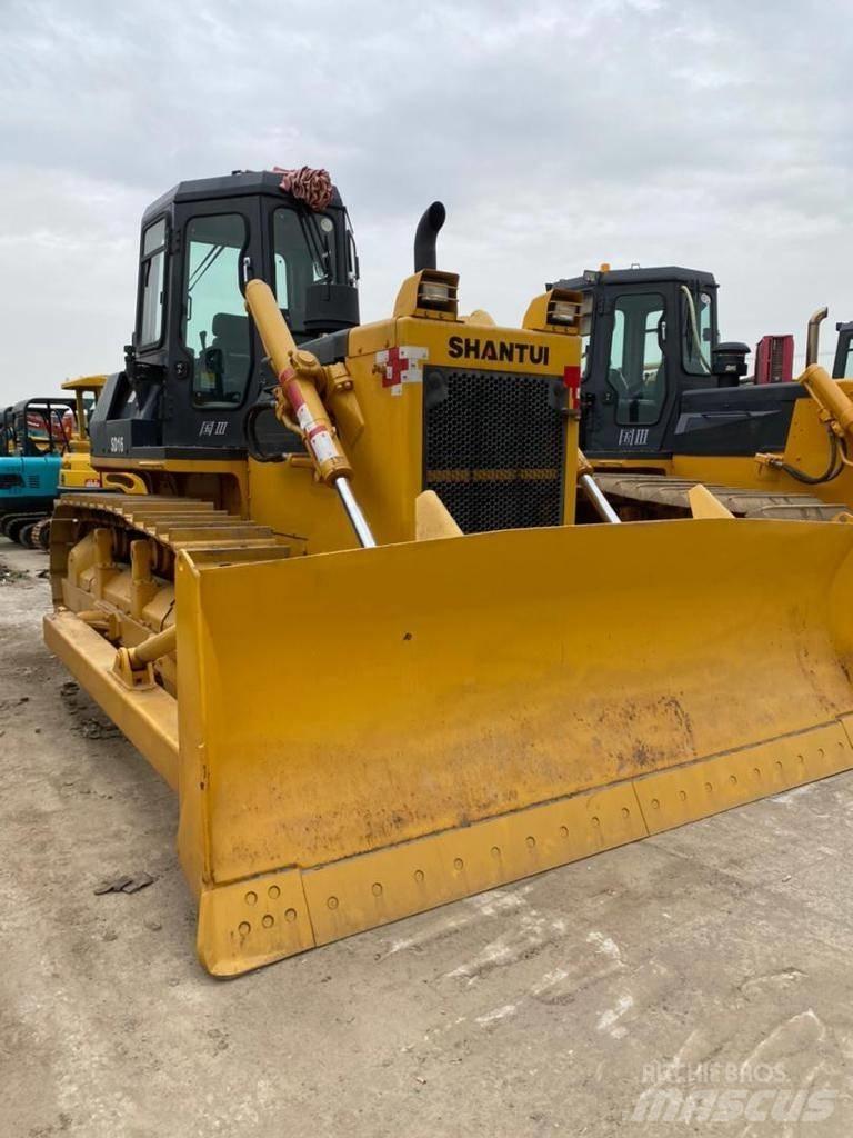 Shantui SD 16 Paletli dozerler