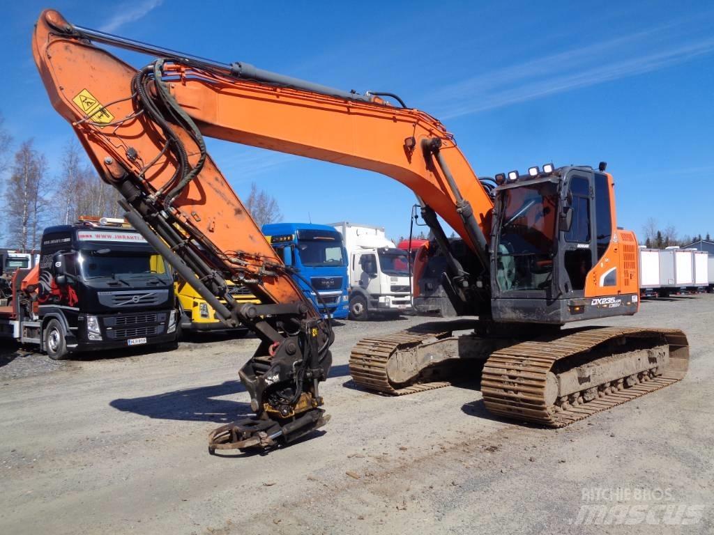 Doosan 235 LCR Paletli ekskavatörler