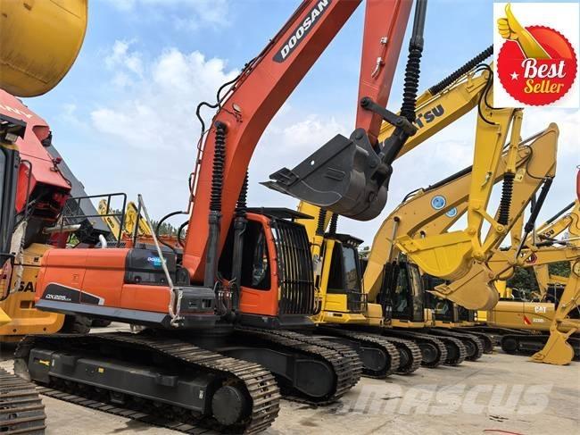 Doosan DX 225 LC Paletli ekskavatörler