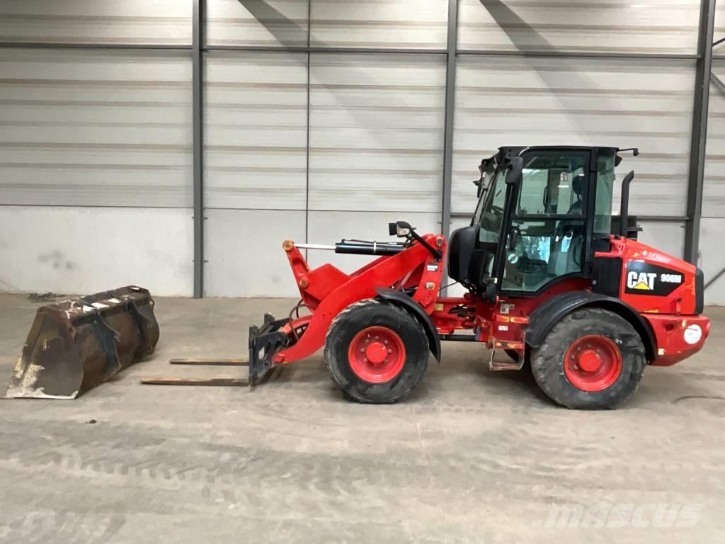 CAT 908 M Tekerlekli yükleyiciler