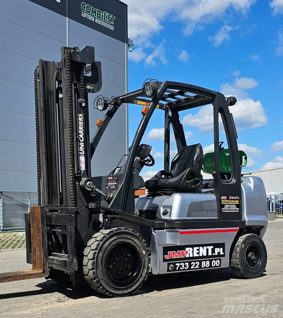 Nissan UG1D2A32LQ LPG'li forkliftler