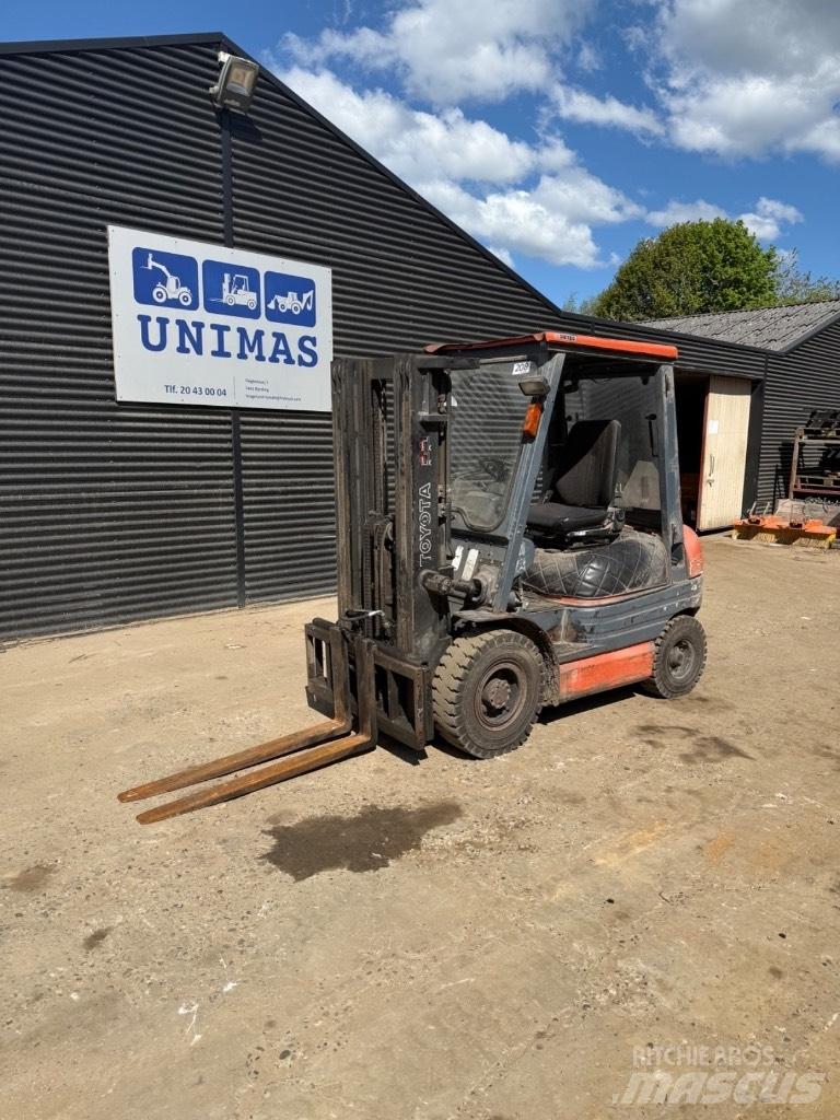 Toyota FD 25 Dizel forkliftler