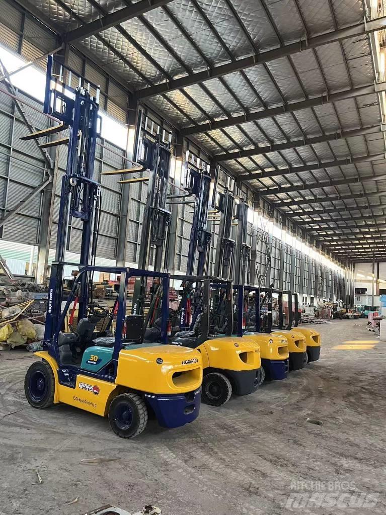 Komatsu FD 30 T-17 Dizel forkliftler